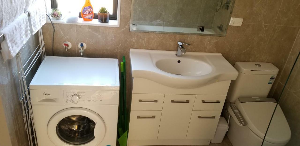 אוקלנד New Smart Home Nearby Plaza מראה חיצוני תמונה
