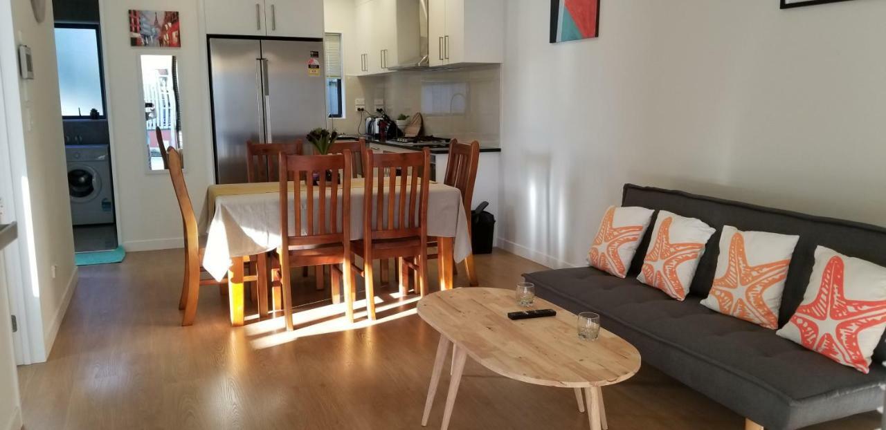 אוקלנד New Smart Home Nearby Plaza מראה חיצוני תמונה