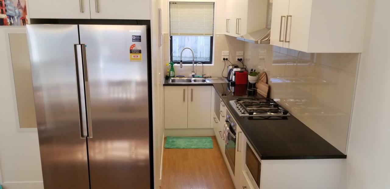 אוקלנד New Smart Home Nearby Plaza מראה חיצוני תמונה
